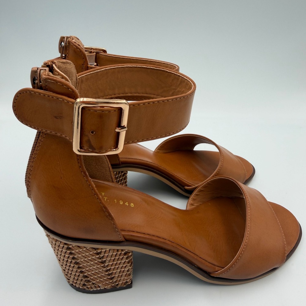 Block Heel Ankle Strap Sandals Woven Geometric Heel Cognac Brown Womens 7 boho
